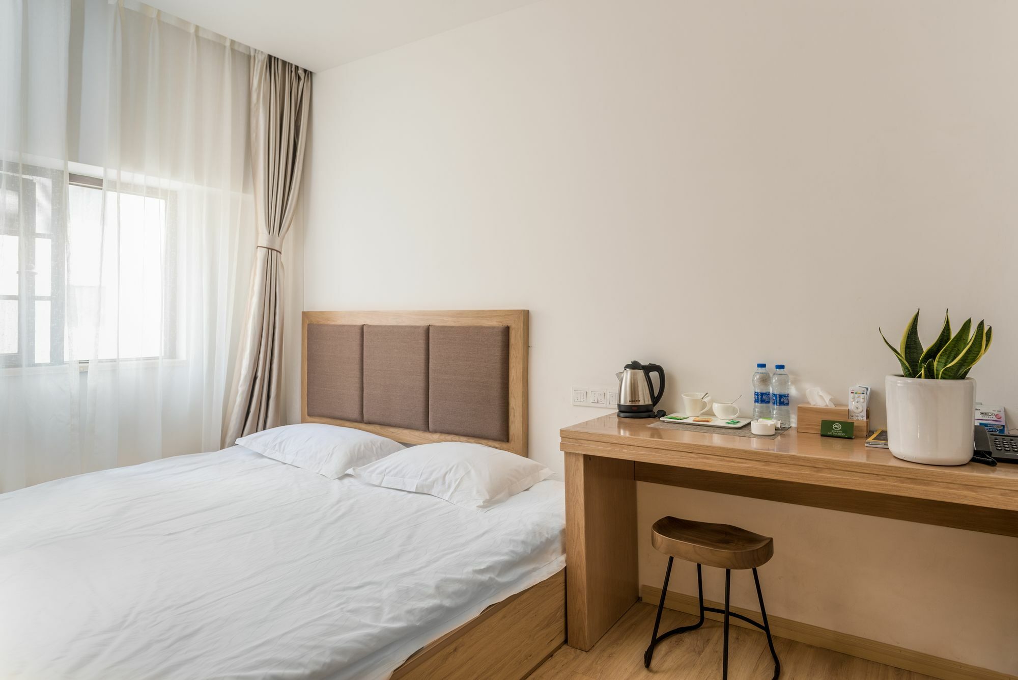 Blossom Play&Design Hotel Куньмін Екстер'єр фото